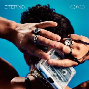 The global bachata idol reimagines legendary pop hits
in his signature style